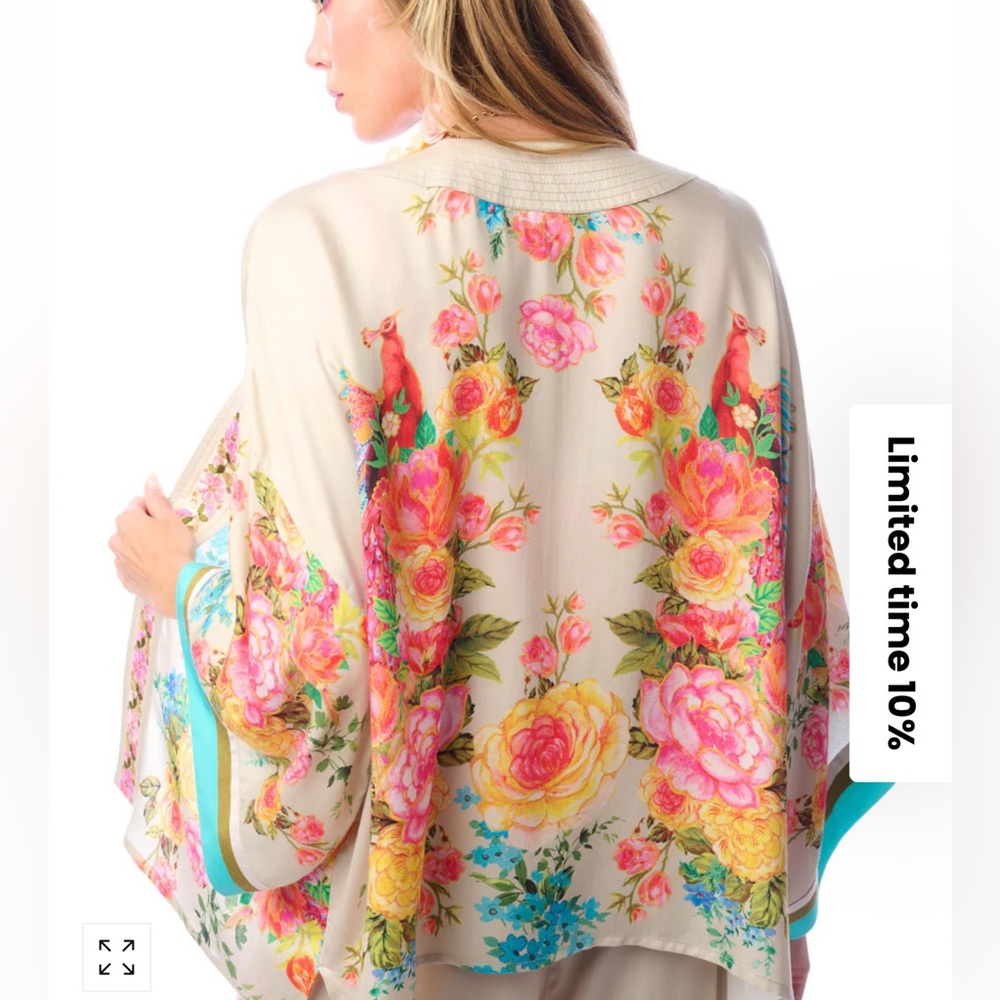 ARATTA Earth Angels Short Kimono NWT’s sz OS retails $190